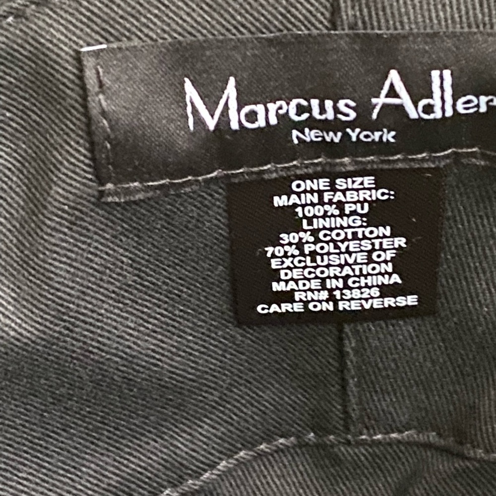 Marcus Adler Reversible Metallic Silver Bucket Hat New - Picture 3 of 10
